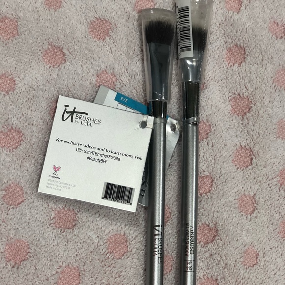 Airbrush all over shadow brush # 119 - Picture 4 of 4